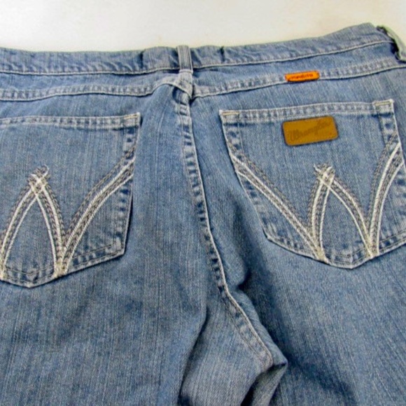 Wrangler Cool Vantage FR Straight Distressed Wash Blue Jeans - Picture 9 of 14